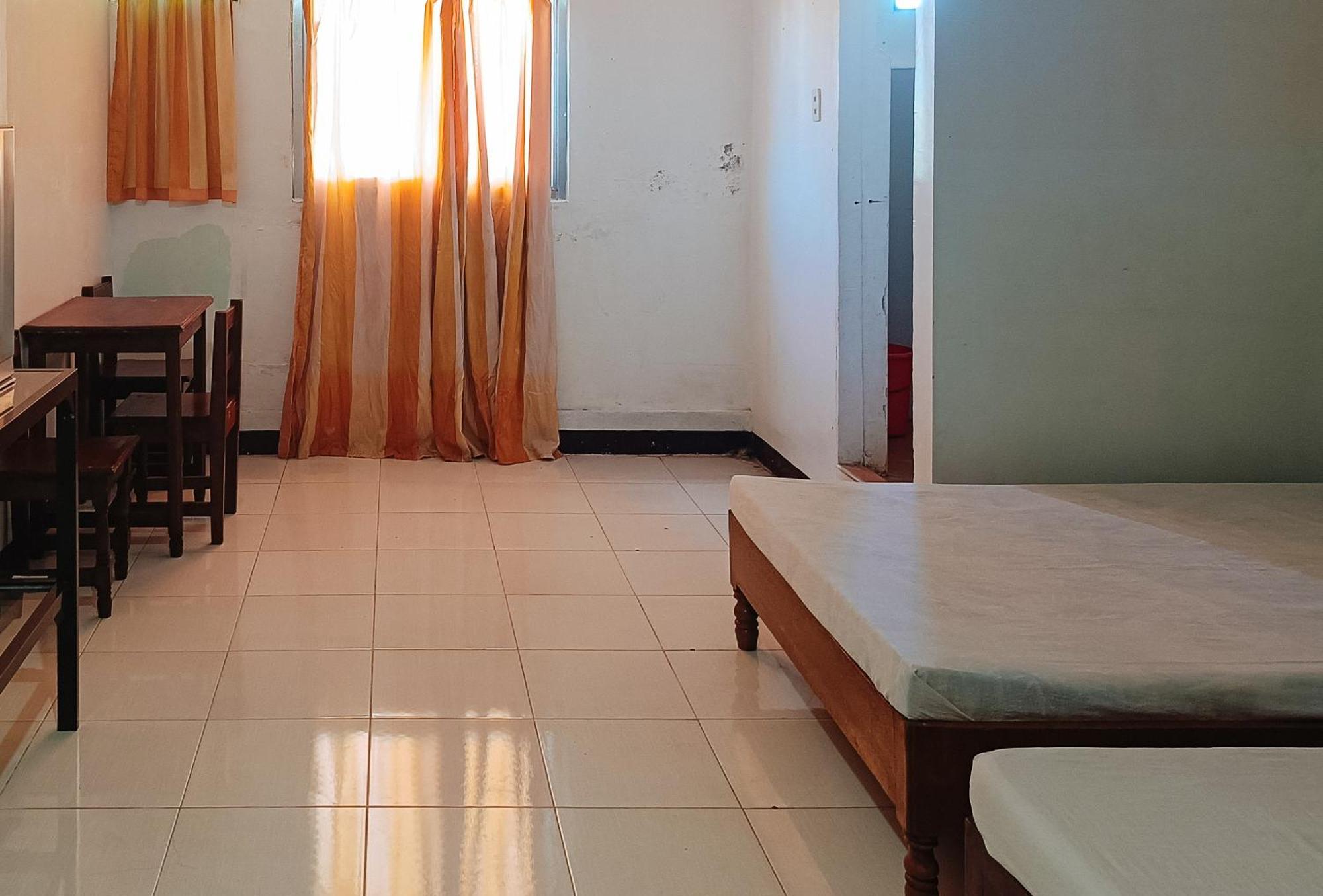 Reddoorz @ Grand Valley Hotel Junction Luna Cagayan Tagaytay City Екстериор снимка